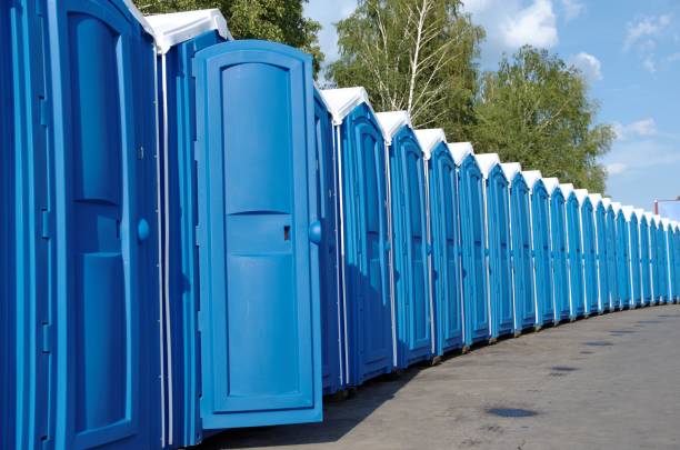 Portable bathroom rental in Alakanuk, AK